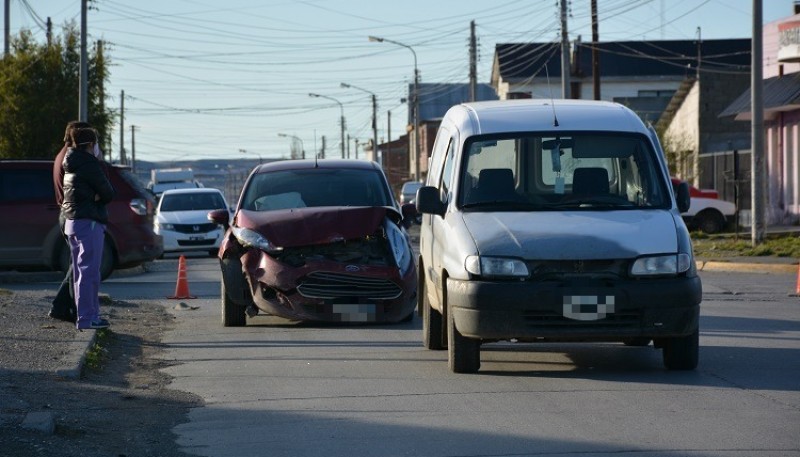 Colisión deja a un hombre herido (C.R)