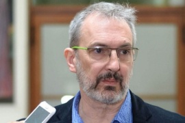 Federico Puratich defendió a su padre ante las versiones de su renuncia al frente del Ministerio