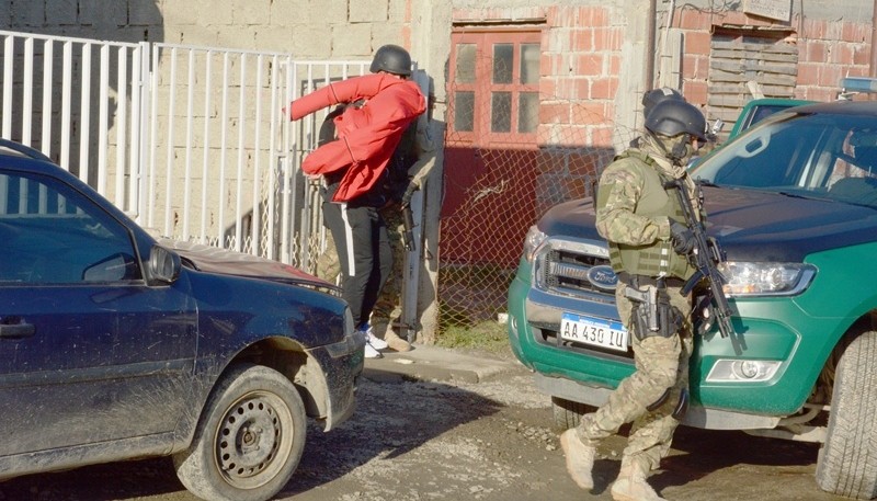 Los sospechosos seguirán detenidos. (Foto: C.R.)