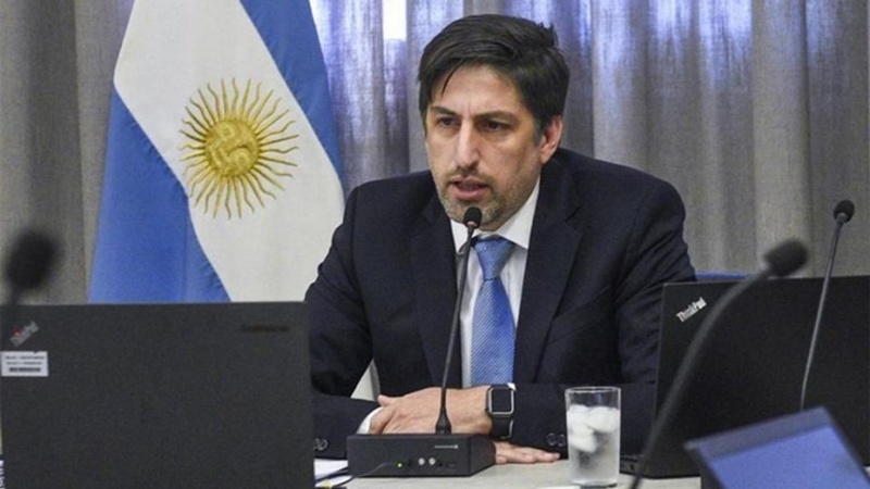 Ministro de Educación.