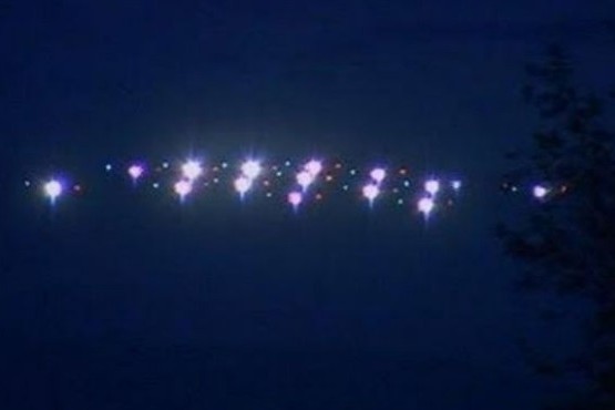 Qué son las luces en el cielo que todos confunden con ovnis