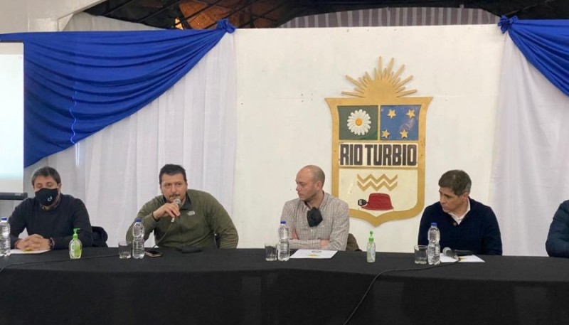 Gómez Bull: “Es fundamental llegar a todos los pueblos y localidades”