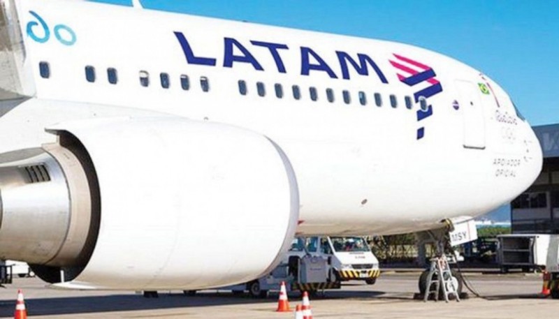 El Gobierno busca que Latam siga operando en el país