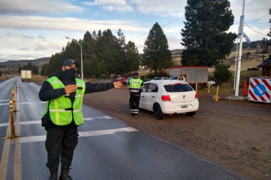 Seguridad Vial realiza controles vehiculares en Esquel