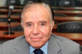 Menem sigue internado para "hacerse estudios" y le darían el alta en las próximas horas