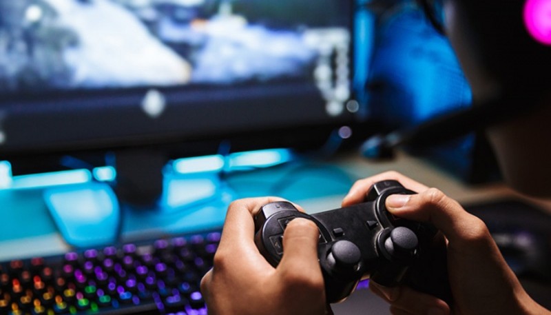 Tuvo un derrame cerebral por jugar 22 horas al día a los videojuegos