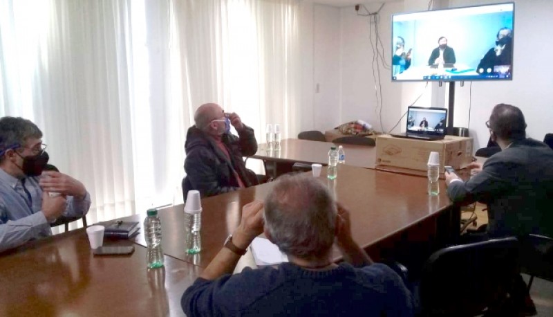 La segunda reunión también se realizó por videollamada. (Foto Facebook)   