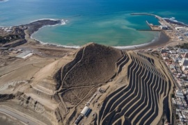 Un vecino encontró un bebe en la playa