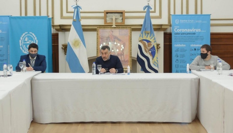 Ministros participaron de una nueva reunión del COE Provincial  