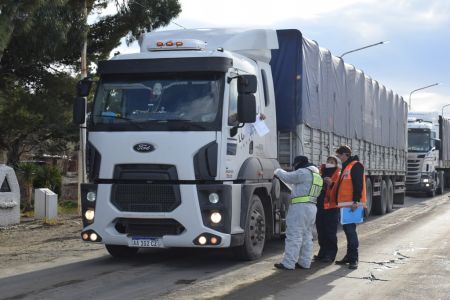 Hasta 700 camiones por día son controlados en la Unidad Operativa Ramón Santos