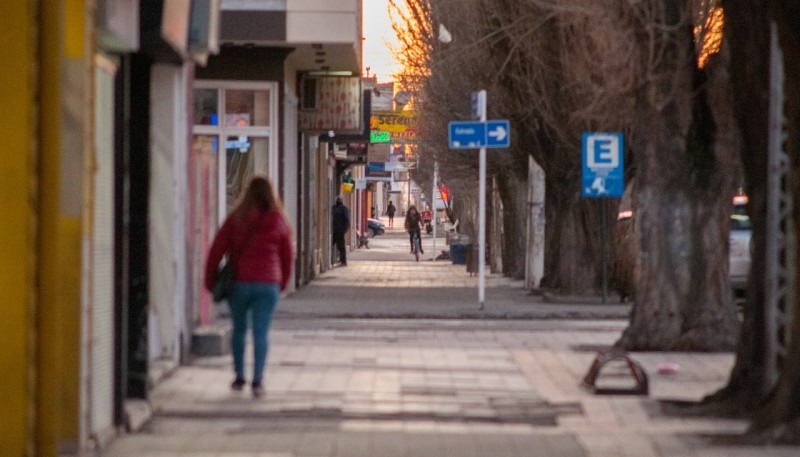 Este lunes reabre el comercio en Río Gallegos.