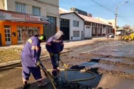 10 Acciones: comenzó la reparación de la calle Rawson