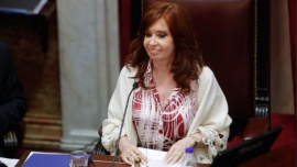 Cristina Fernández le pidió a Santilli que saque las vallas que rodean el Congreso
