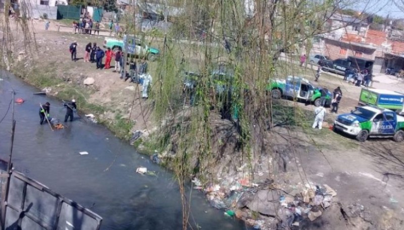 Mató a su amigo, los descuartizó, quemó y tiró los restos en un arroyo