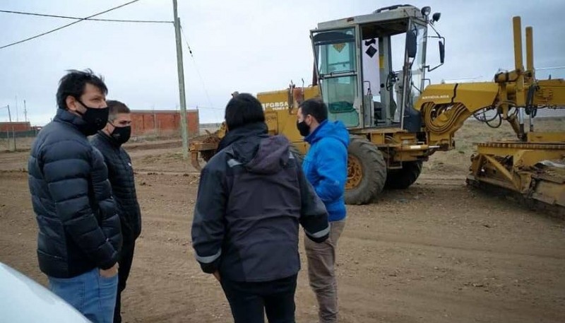 Gómez Bull y González recorrieron el barrio San Benito y 22 de Septiembre de Río Gallegos.