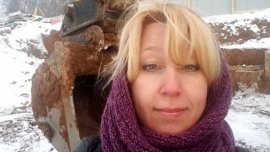 Una periodista rusa murió tras prenderse fuego a lo bonzo