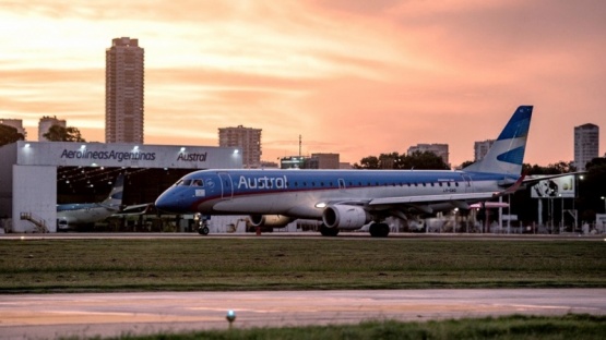 Aerolíneas Argentinas llegó a un acuerdo con los pilotos para la fusión con Austral