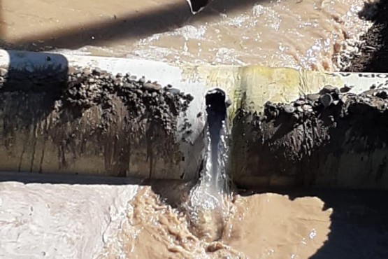 Sustitución del tramo de acueducto por nueva avería en Arenal- Ciudadela