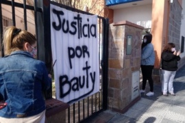 "Justicia por Bauty": la familia reclama en el Juzgado por la detención de los acusados