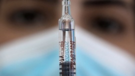 Pfizer pedirá en noviembre autorización para su vacuna