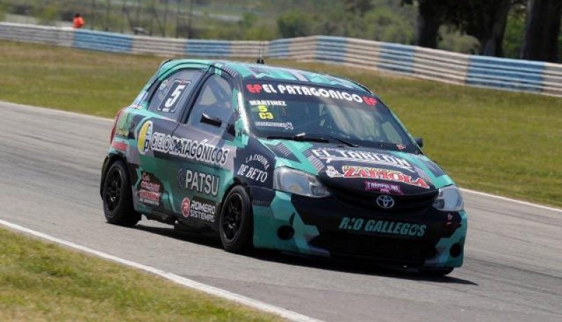 El Toyota del capitalino tuvo un buen ritmo toda la carrera. 