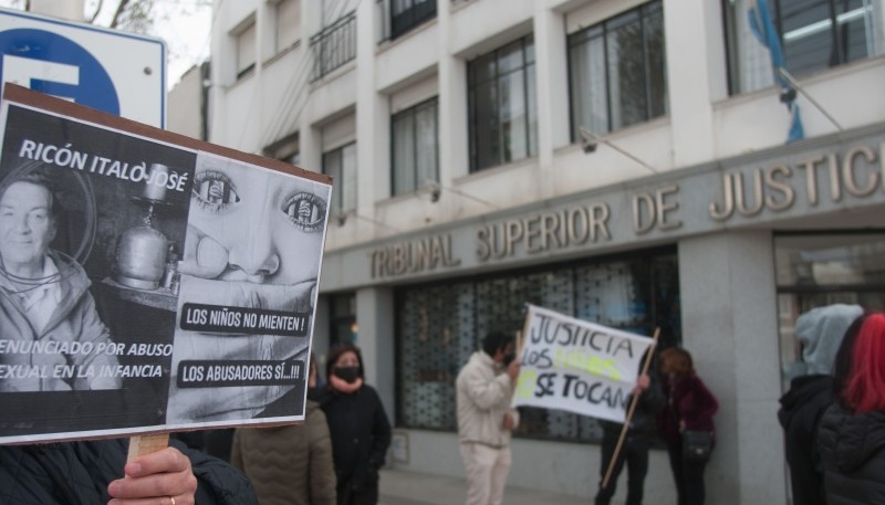 La manifestación inició en el Tribunal Superior de Justicia. (Foto: L.F.)