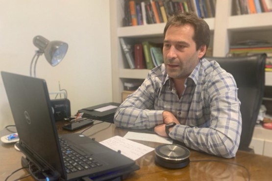 Luque participó de una videoconferencia con Alberto Fernández y referentes del Banco Credicoop