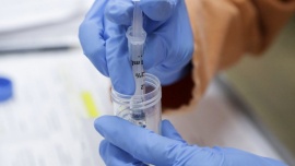 La OMS advirtió que las vacunas "no erradicarán el coronavirus"