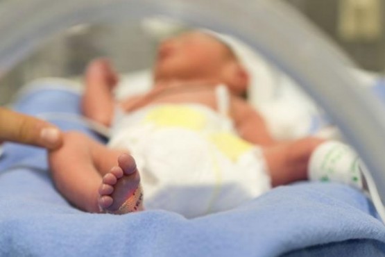 Caleta Olivia| Hay 4 bebés positivos con Covid en el Hospital: 2 en terapia Neonatal y 2 en sala de maternidad