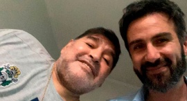 Diego Maradona: un chat filtrado sobre su salud, complica al doctor Leopoldo Luque