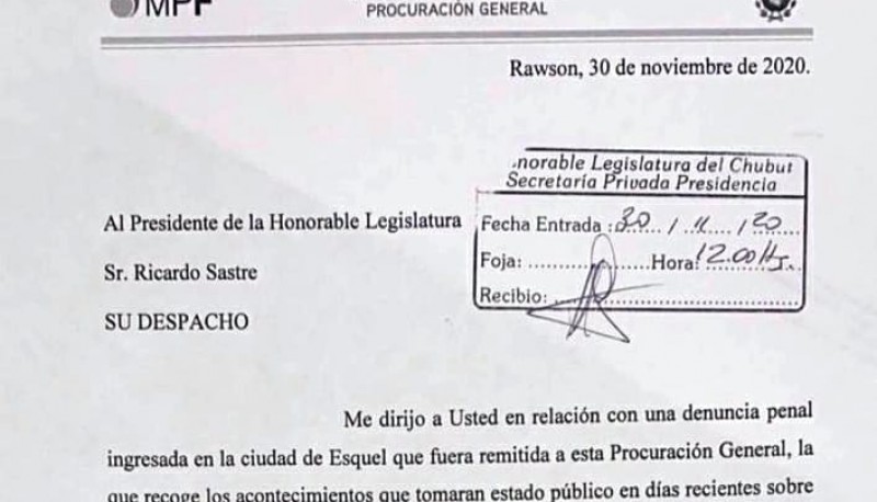 Chubut| El procurador Miquelarena pidió copia del proyecto que habilita la minería 