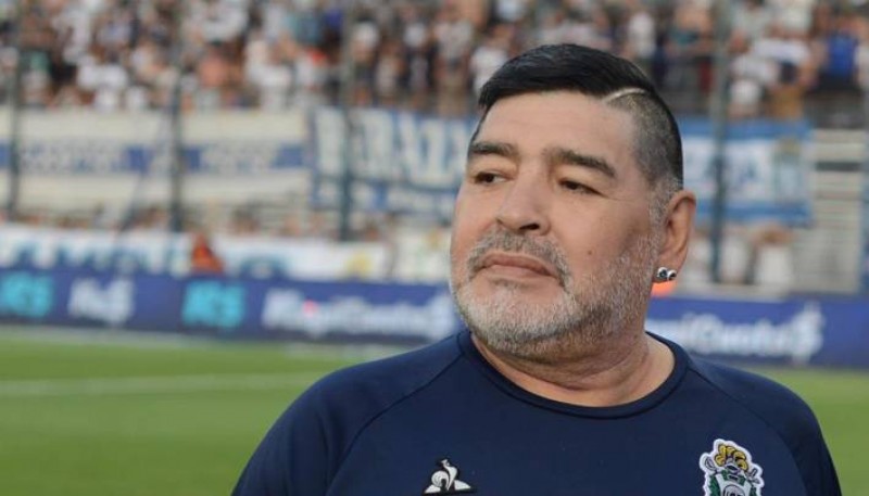 Maradona: Los chats completos entre sus hijas y los médicos días antes de su muerte