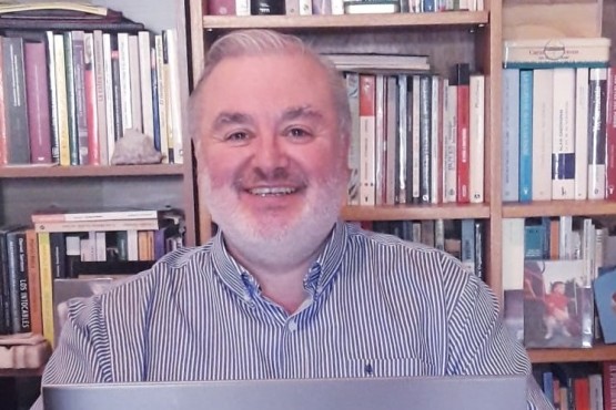 Rubén Zárate, Profesor Titular e Investigador I del Instituto de Trabajo, Economía y Territorio de la Universidad Nacional de la Patagonia Austral.