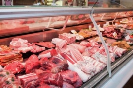 El Gobierno negociará precios populares con frigoríficos para “cortes parrilleros”