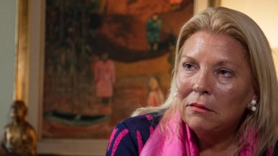 Carrió denunció a Alberto Fernández por la compra de la vacuna Sputnik V