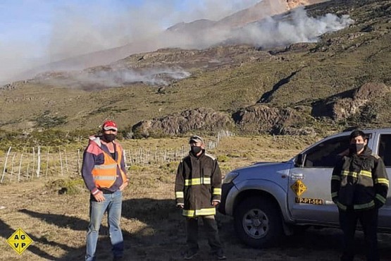 El fuego avanza a pasos agigantados. 