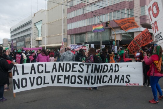 Aquel 30 de diciembre hubo vigilia en Río Gallegos, como en todo el país, por la despenalización del aborto.