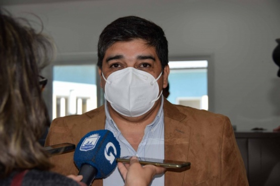 Río Gallegos| El ministro de Salud recorrió el Centro de Vacunación del municipio 