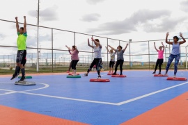 Viernes de entrenamiento Tabata y Funcional para niños en el Parque Pirincho Roquel de Río Gallegos