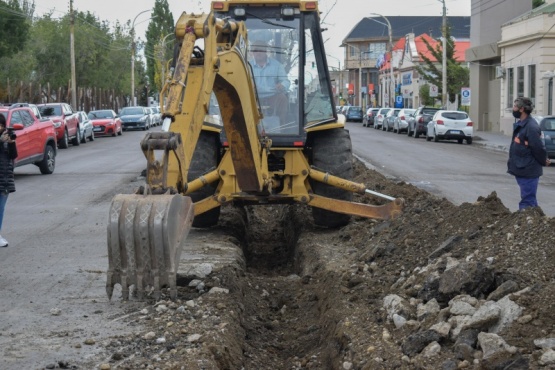 Municipio de Río Gallegos  continúa con el armado de sistema pluvial en la Avenida San Martín