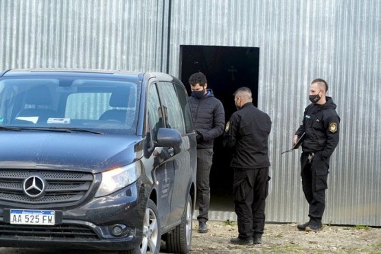 El galpón donde se encontraban los cuerpos de personas fallecidas por COVID. 