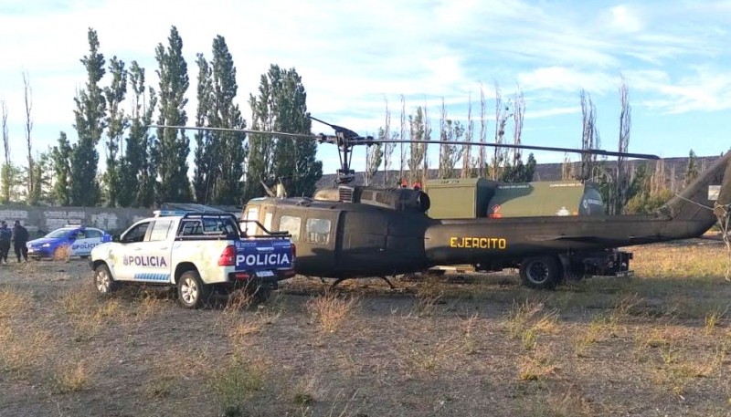 Personal del GERS y Gendarmería salieron en helicóptero.