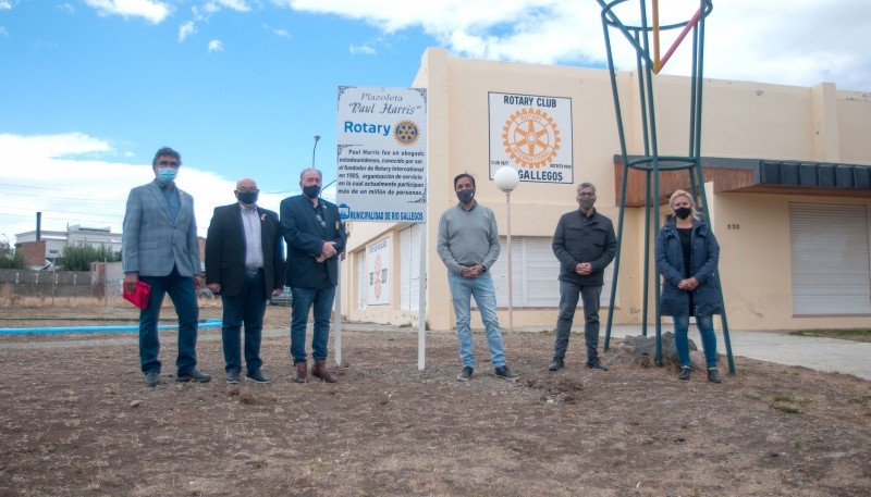 Grasso acompañó a los rotarios en la presentación del nuevo titular de distrito. (Leandro Franco)