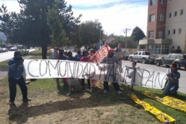 Manifestación de la comunidad Nahuelpán en Esquel