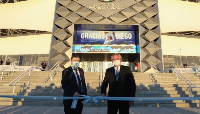 Alberto Fernández firmó convenios y recorrió obras en Santiago del Estero