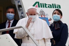 El papa Francisco llegó a Irak: una visita histórica y peligrosa