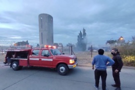 Incendio en ex predio de Servicios Públicos de Rio Gallegos