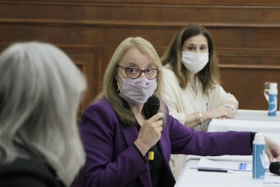 Alicia encabezó el acto.