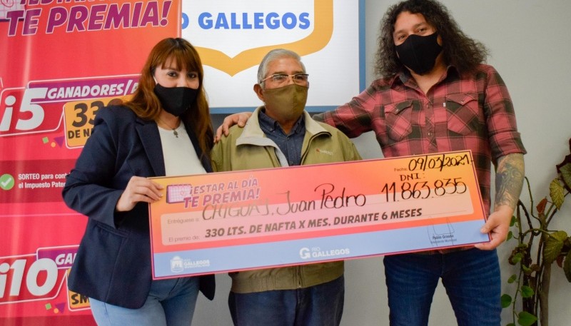 “Estar al día te premia”  de Río Gallegos continúa entregando premios a los ganadores del sorteo