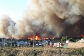 El Gobierno del Chubut puso a disposición los recursos para combatir los incendios en la Cordillera